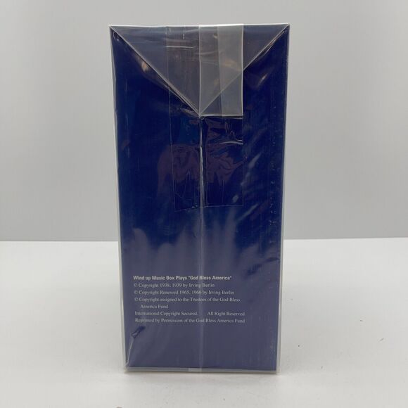 Freedom Endures Gold Tone Statue Music Box 10.25" - Plays God Bless America - Picture 4 of 8